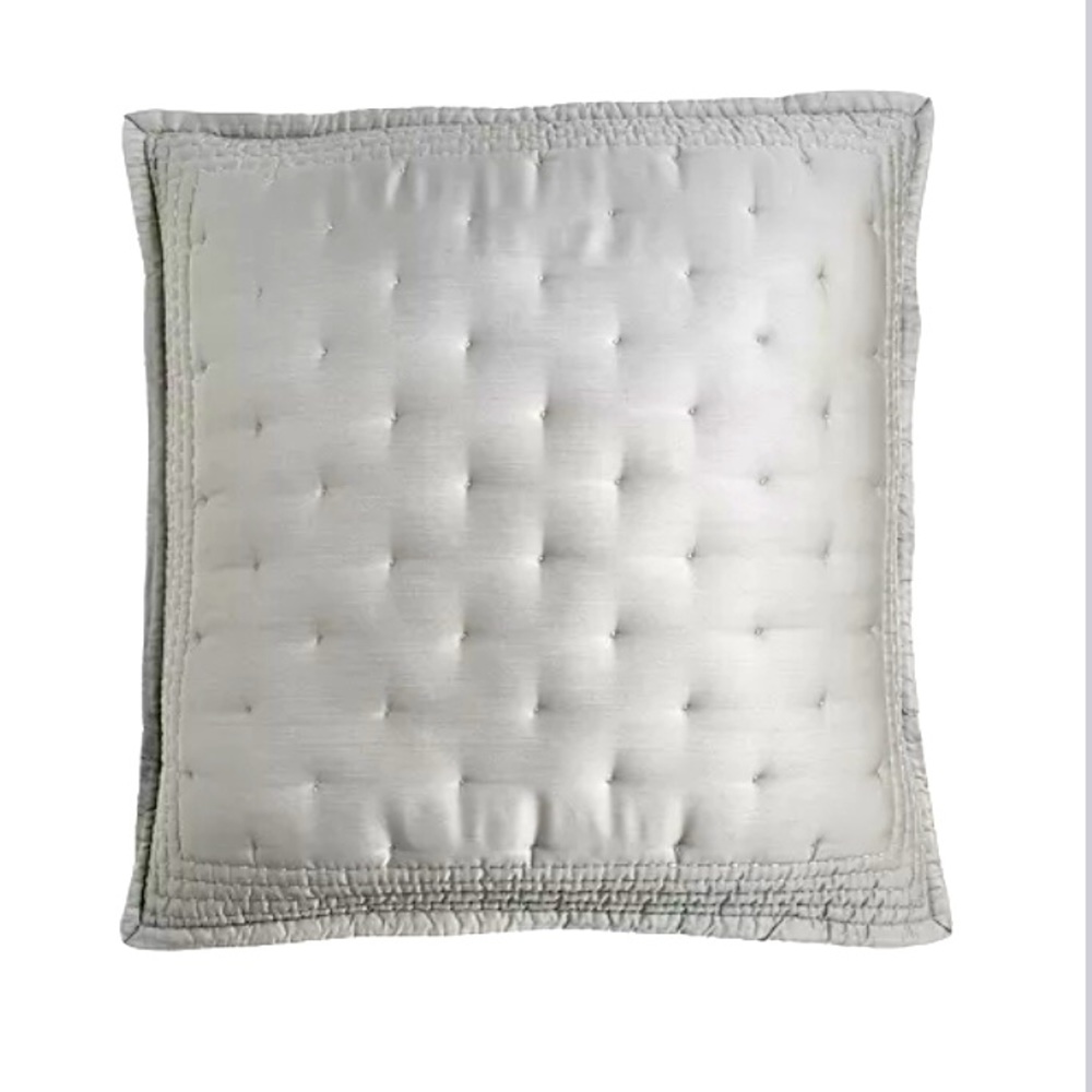 NIP Donna Karan Essential Quilted Euro Sham Platinum
